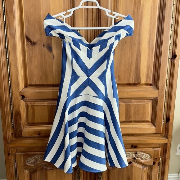 Milly Mariella Off The Shoulder Dress - Picture 4 of 15